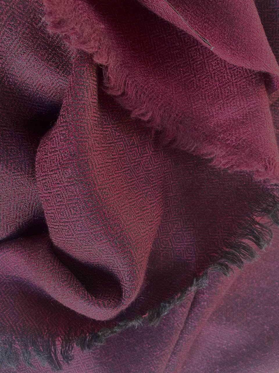 SHAKYAMUNI - Large Buddhist Meditation Shawl - Dark Burgundy - Esprit de l'Himalaya