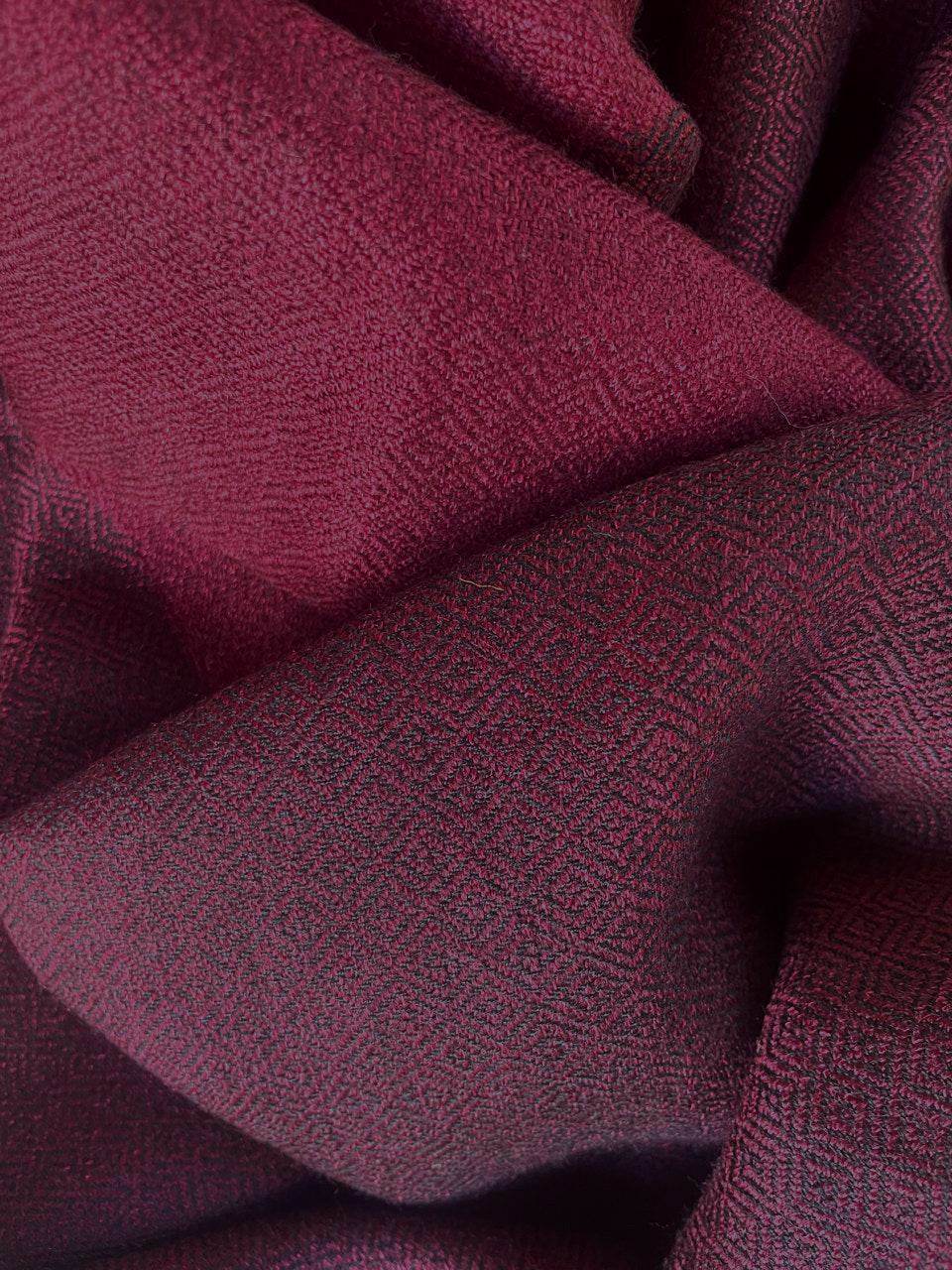 SHAKYAMUNI - Large Buddhist Meditation Shawl - Dark Burgundy - Esprit de l'Himalaya