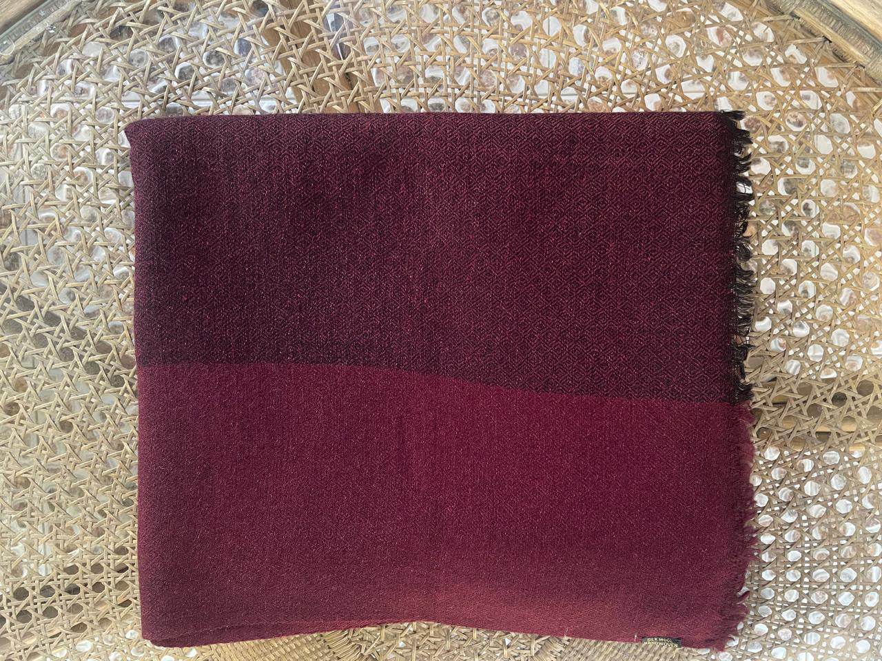 SHAKYAMUNI - Large Buddhist Meditation Shawl - Dark Burgundy - Esprit de l'Himalaya