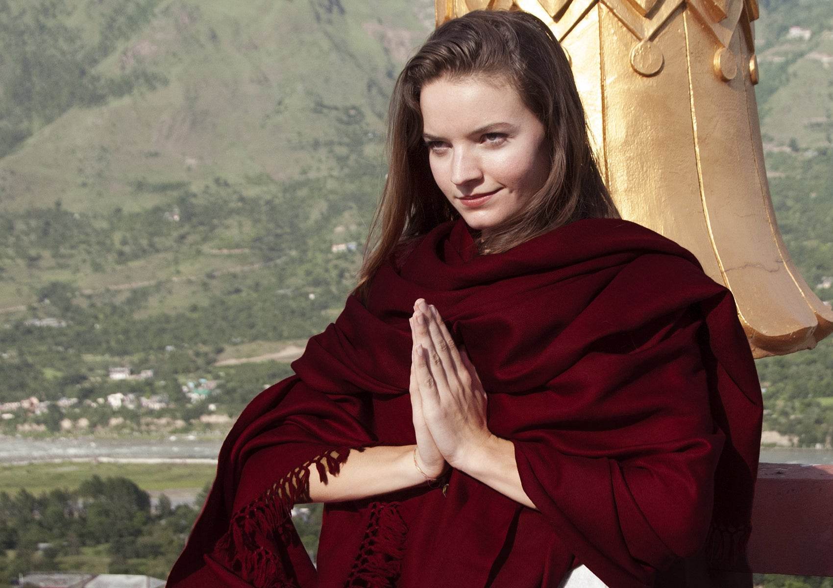 Buddha Classic - Large Buddhist Meditation Shawl - Dark Burgundy - Esprit de l'Himalaya