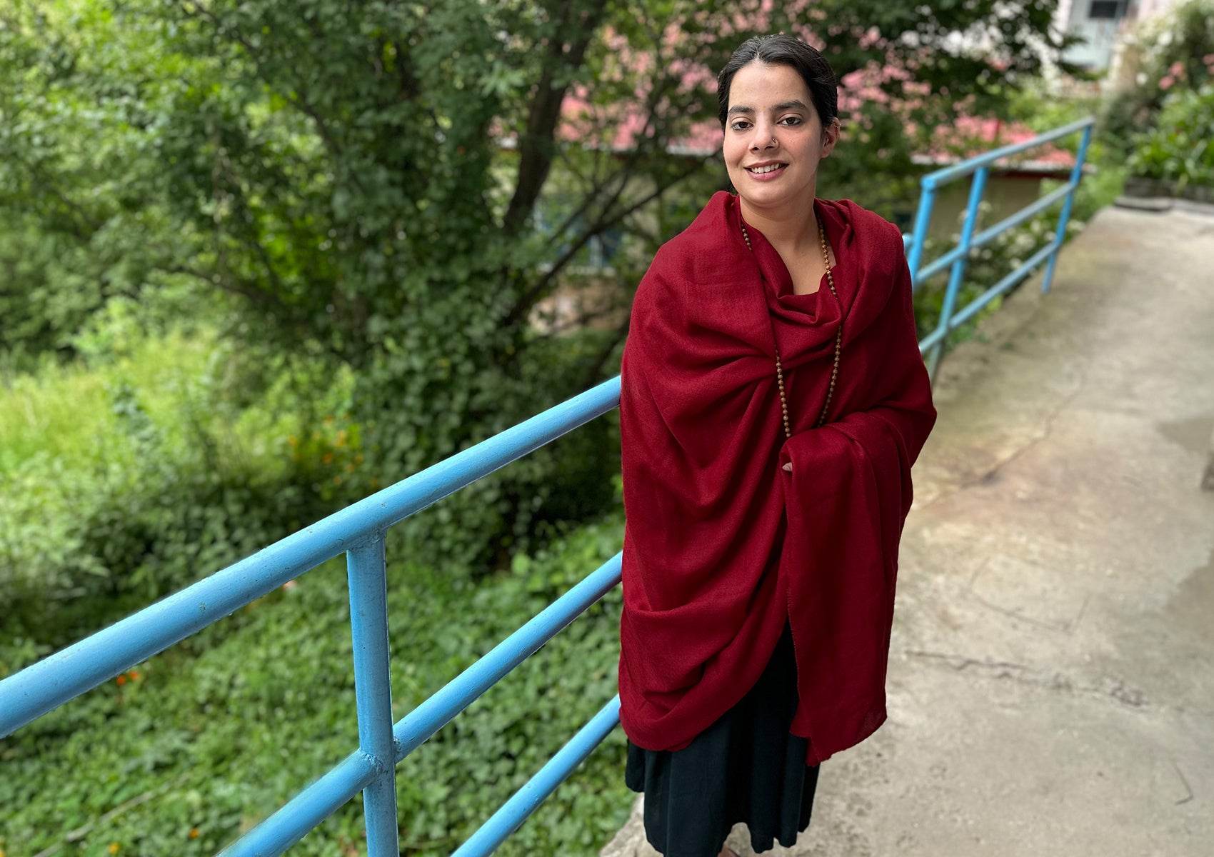 SHUNYATA - Fine Merino & Silk Buddhist Shawl - Red - Burgundy - Esprit de l'Himalaya