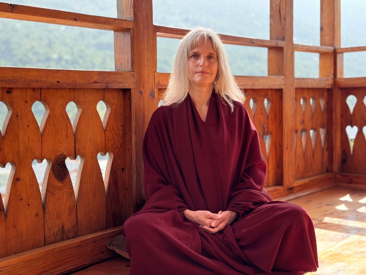 Lama Large Meditation Blanket — Dark Burgundy — Lama