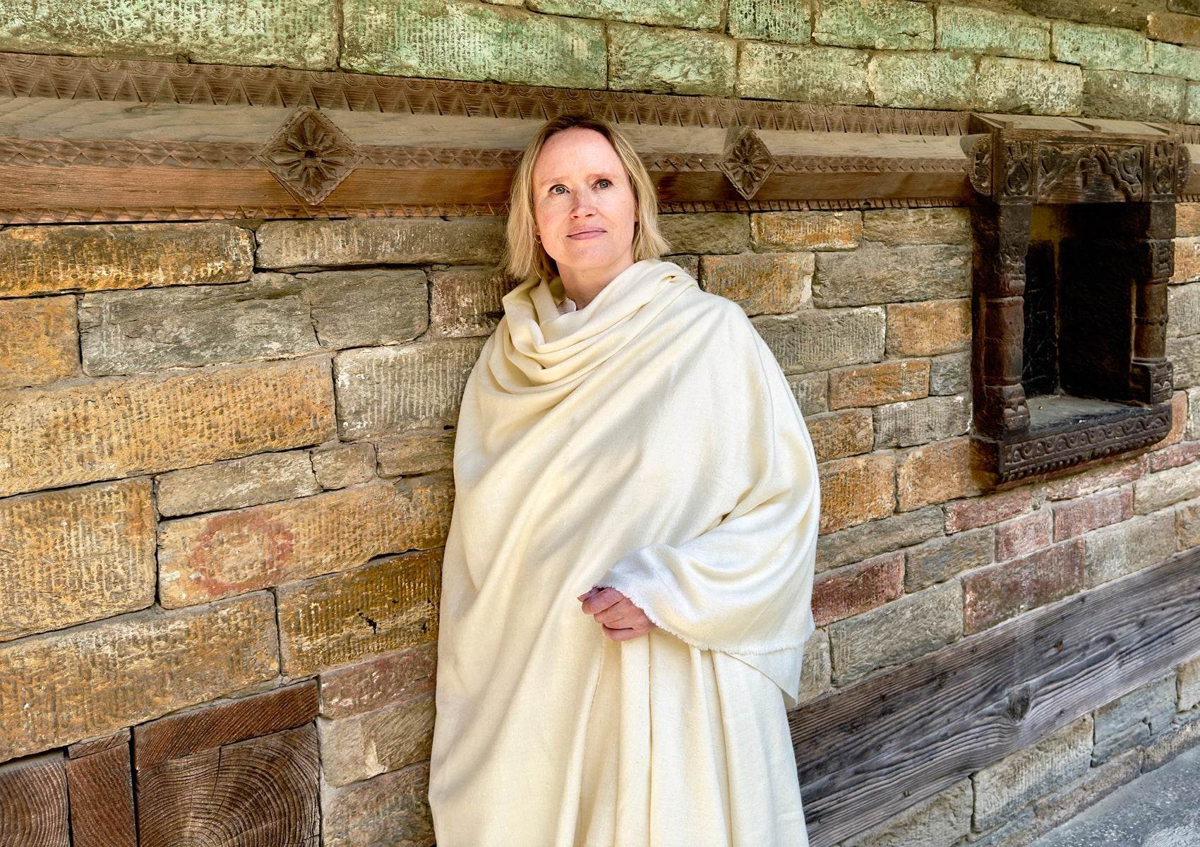 RASANA - Large Angora Prayer Shawl - Cream - Esprit de l'Himalaya