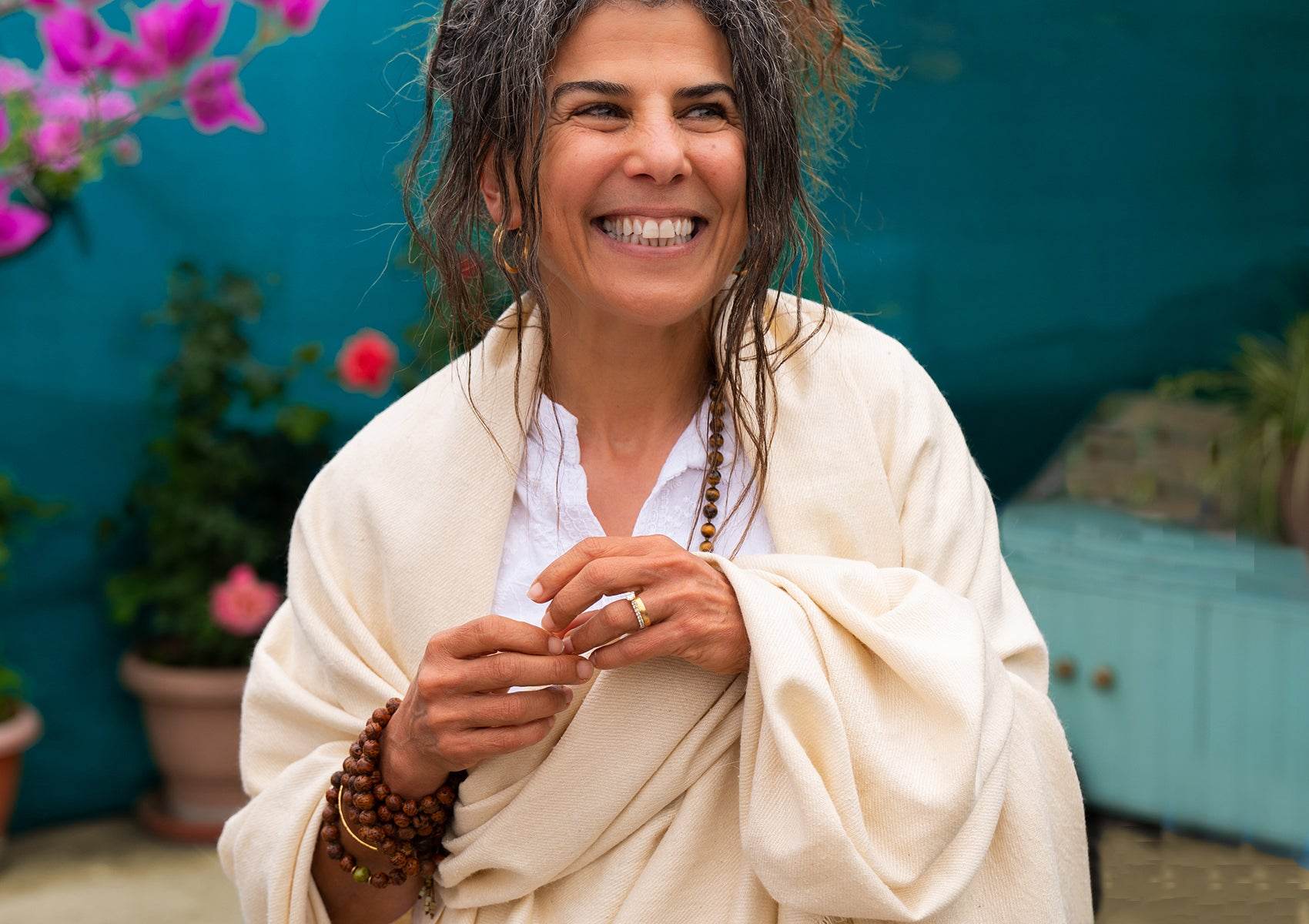 SAKSHI - Raw Silk Large Meditation Shawl - Cream - Esprit de l'Himalaya