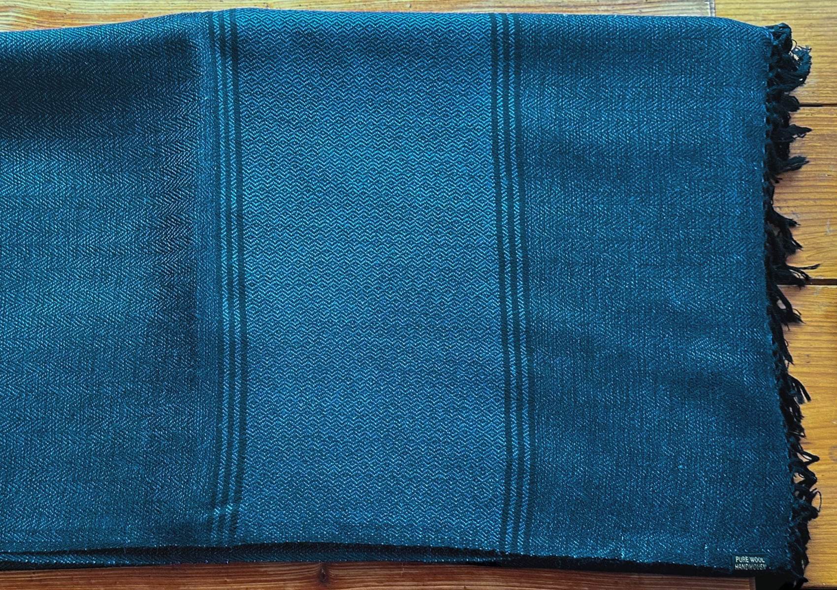 SHIVAM Meditation Shawl or Meditation Blanket- Denim Blue - Esprit de l'Himalaya