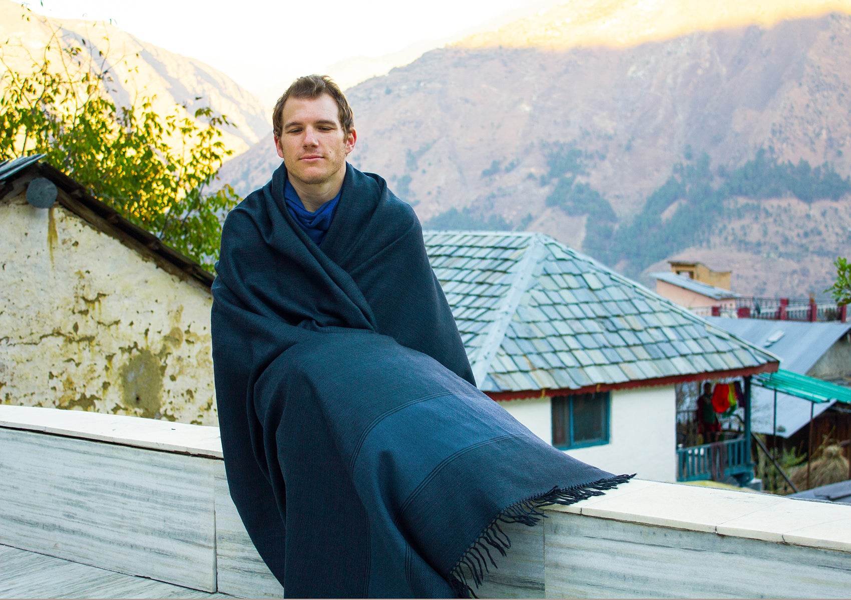 SHIVAM Meditation Shawl or Meditation Blanket- Denim Blue - Esprit de l'Himalaya