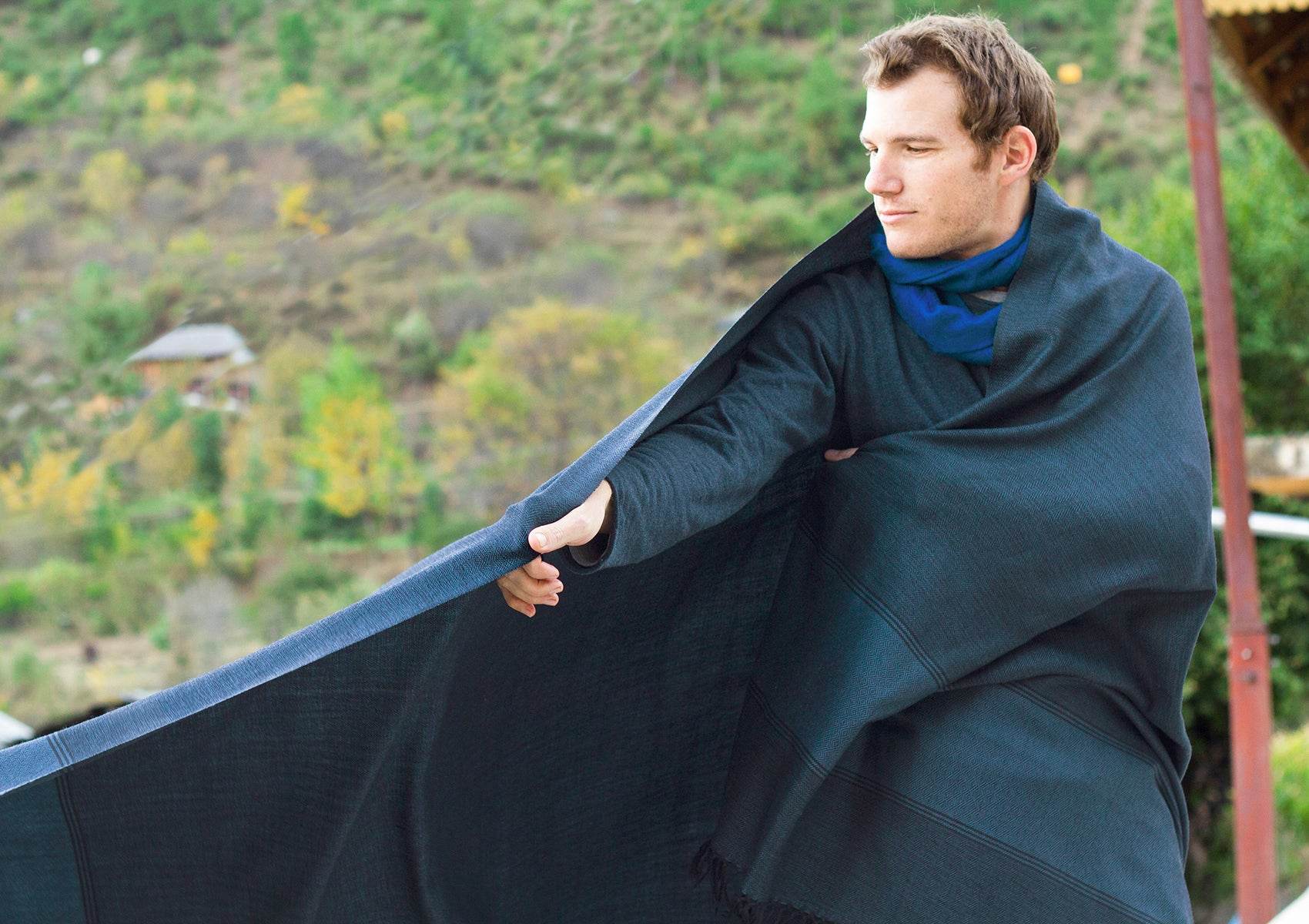 SHIVAM Meditation Shawl or Meditation Blanket- Denim Blue - Esprit de l'Himalaya