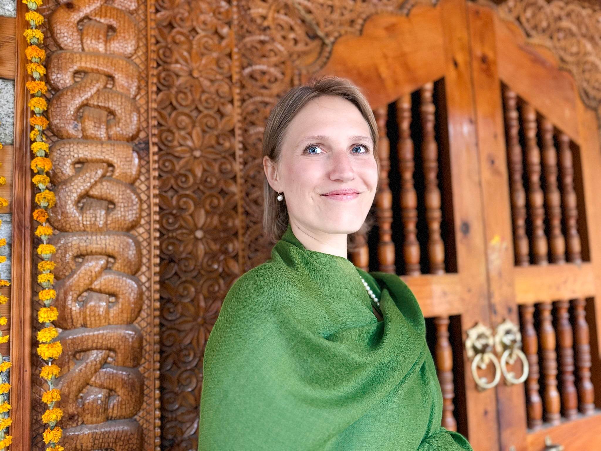 SHUNYATA- Light Prayer Shawl - Fern Green - Esprit de l'Himalaya