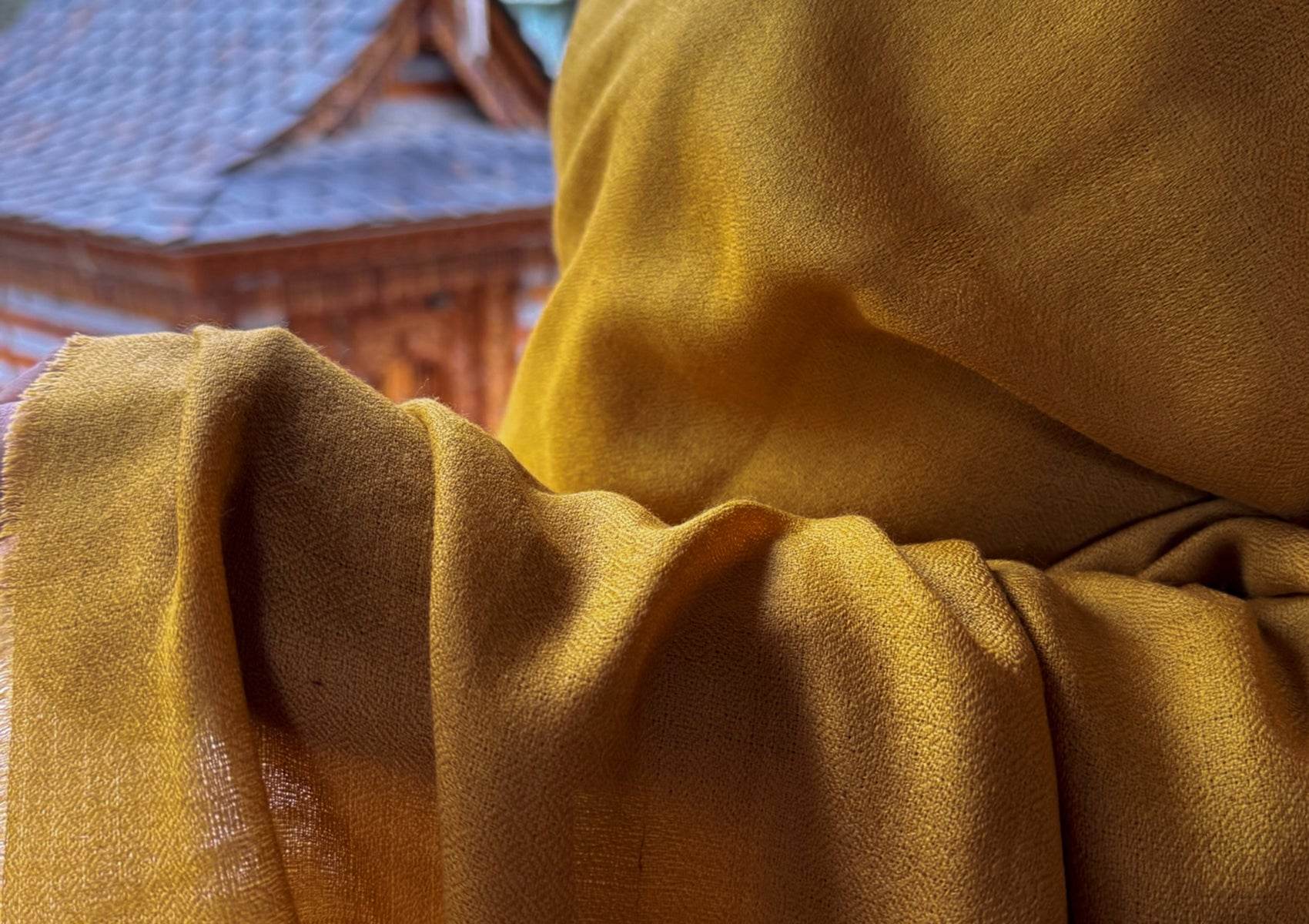 SHUNYATA Meditation Shawls - Monk Shawl - Ocher - Esprit de l'Himalaya