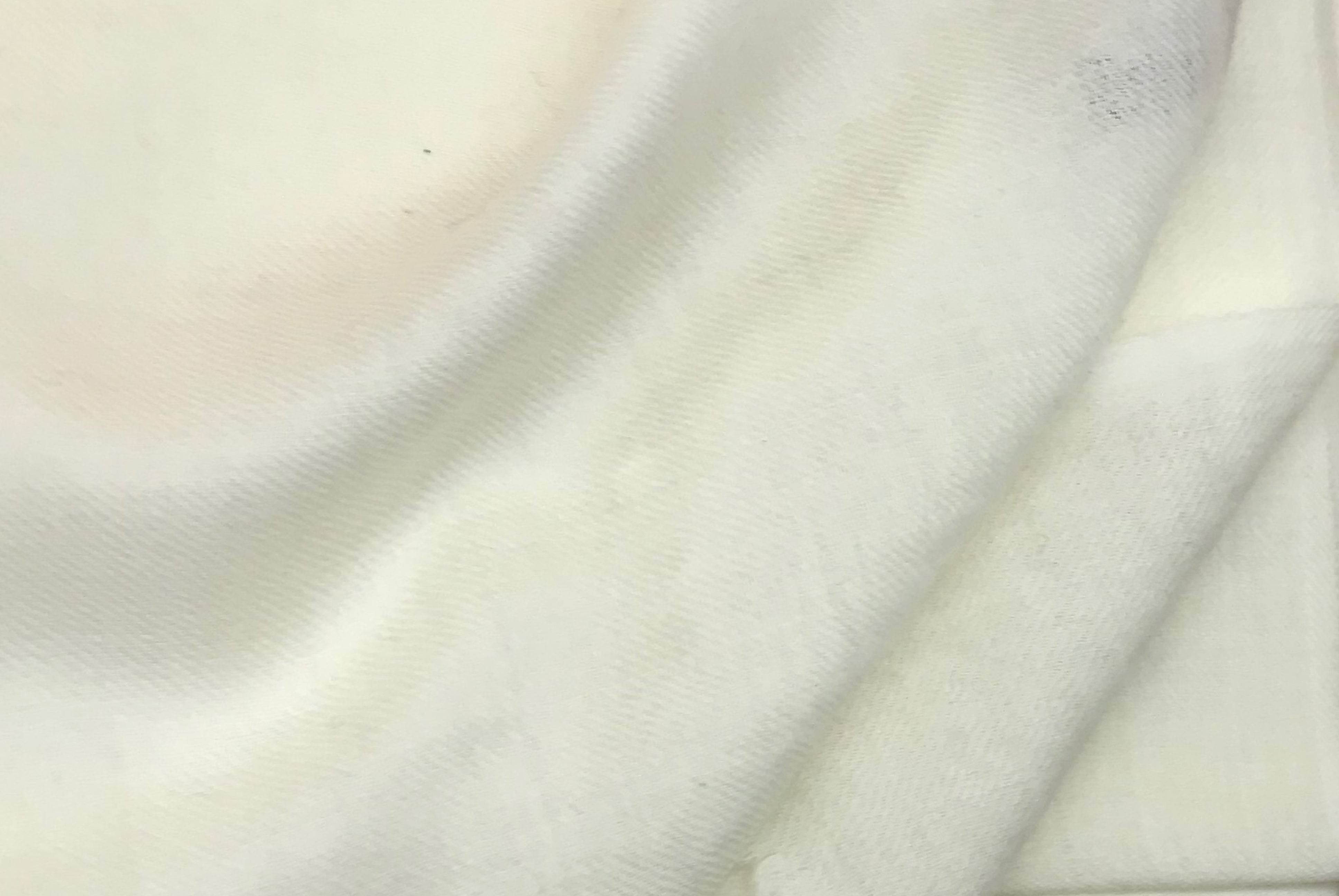 TARA - Plain Fine and Simple Meditation Shawl - Cream - Esprit de l'Himalaya
