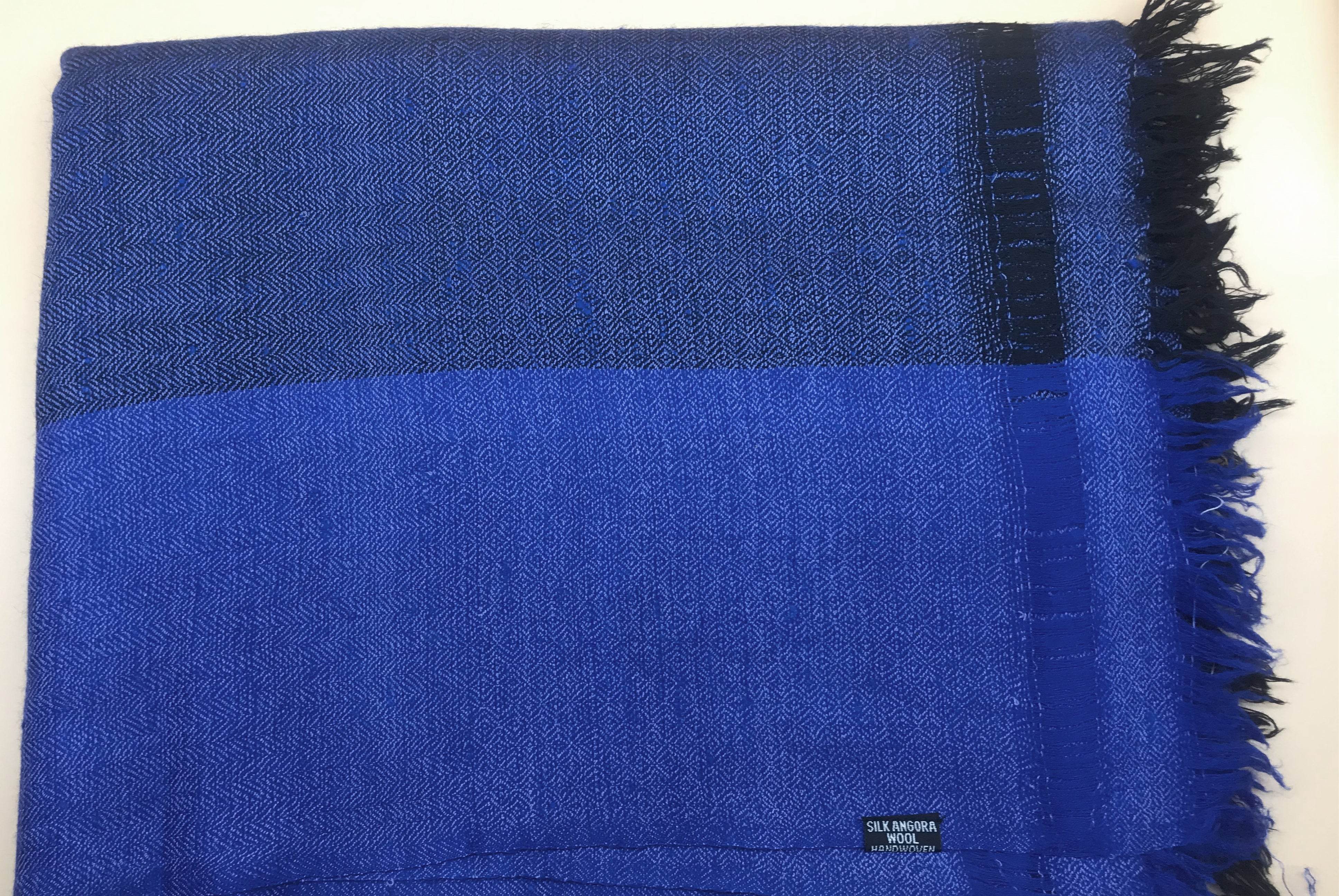 ISHWAR - Handwoven Large Meditation Shawl - Cobalt Blue - Esprit de l'Himalaya