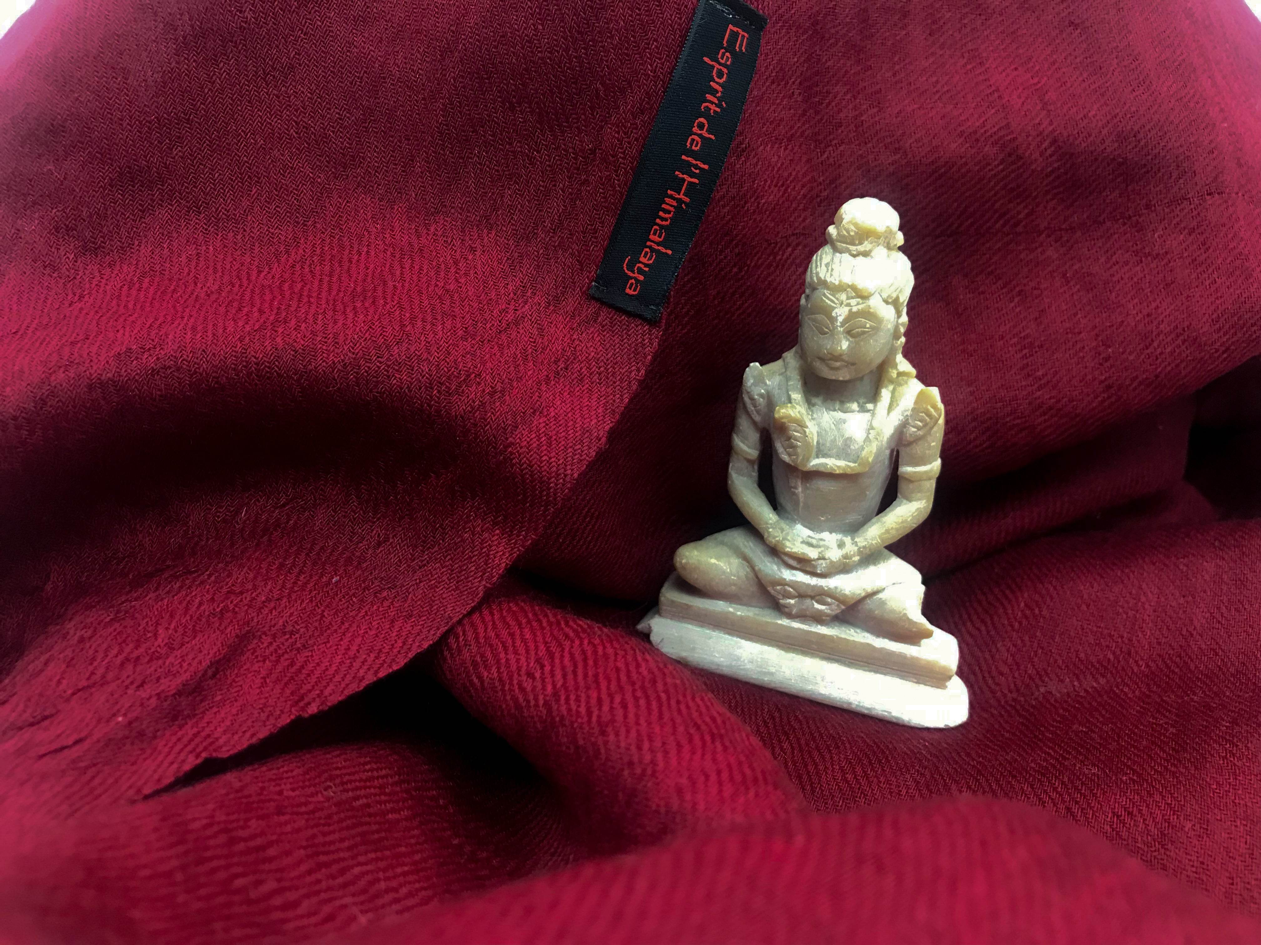 TARA - Plain Fine and Simple Meditation Shawl - Esprit de l'Himalaya