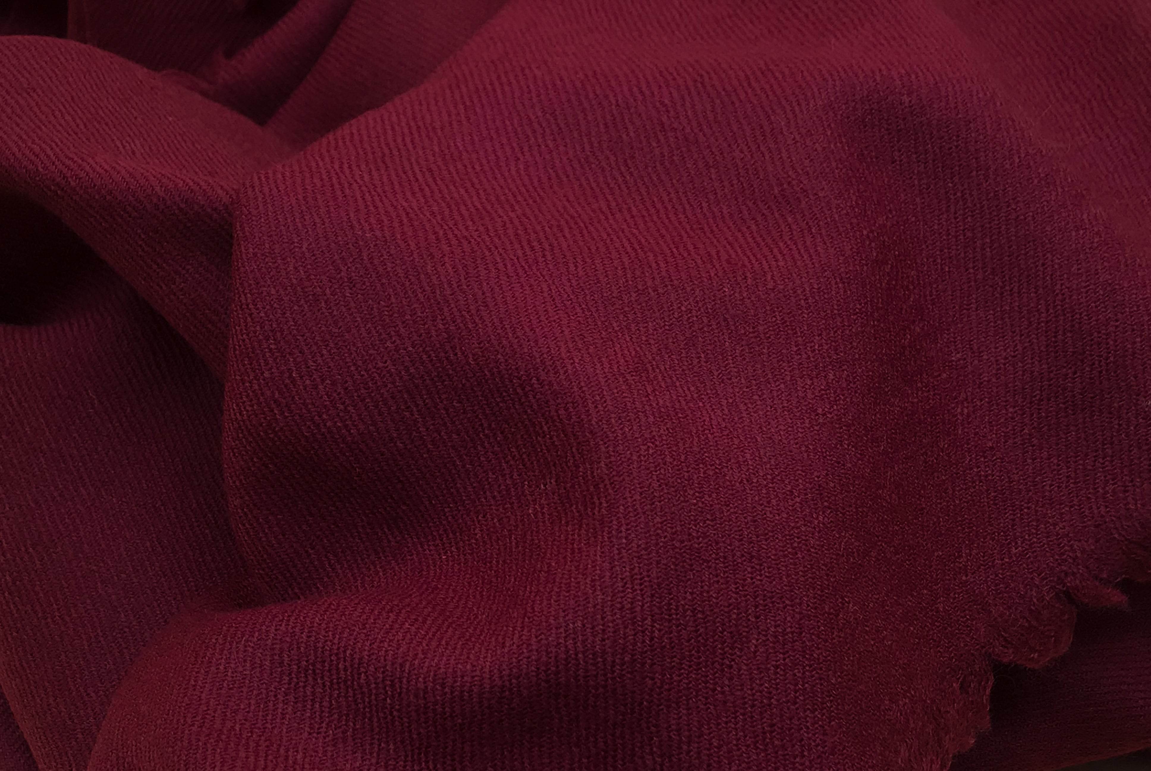 SHAMBHALA - Large Wool Shawl - Burgundy - Esprit de l'Himalaya