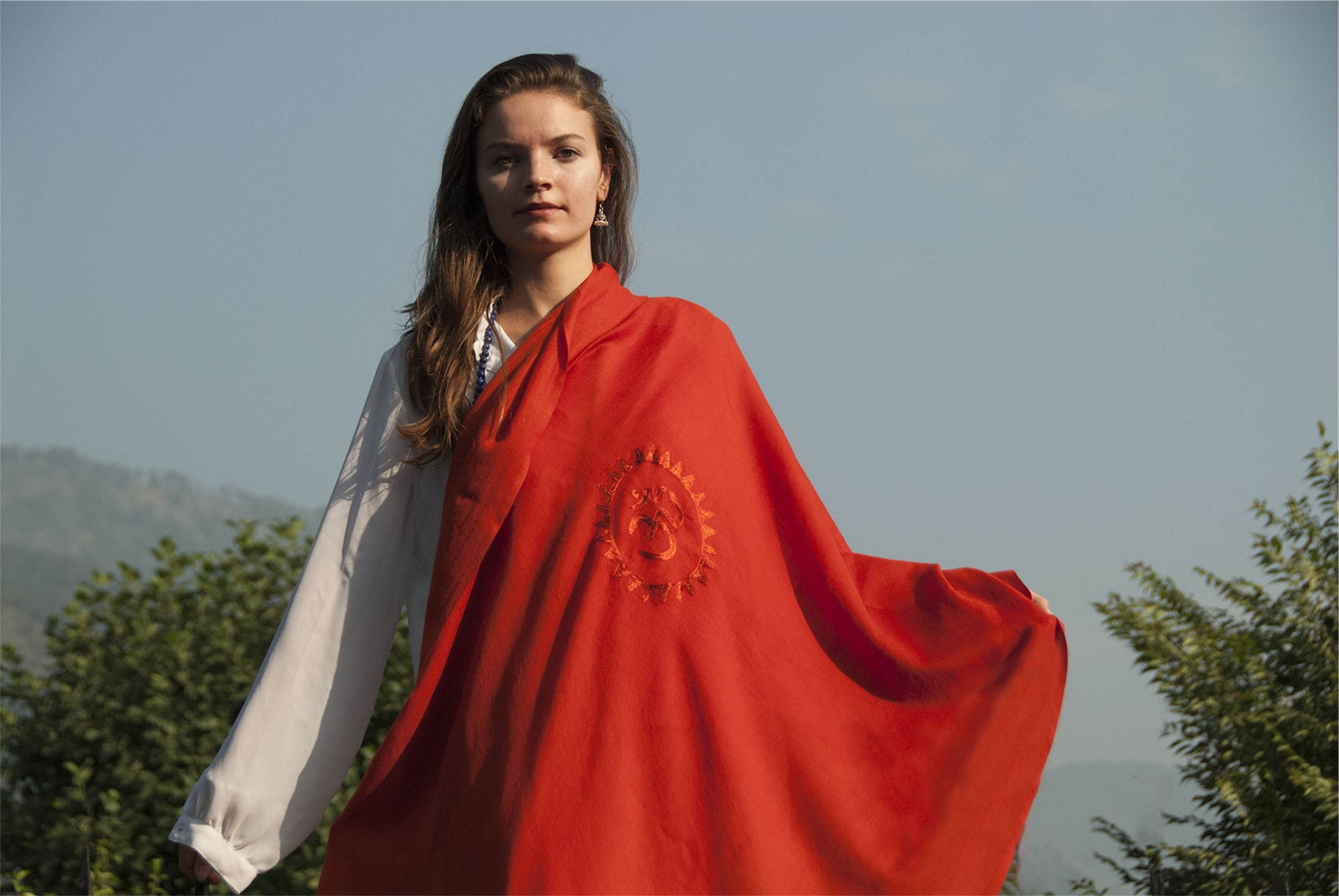 SHANTI OM - OM Shanti Meditation Shawl - Esprit de l'Himalaya