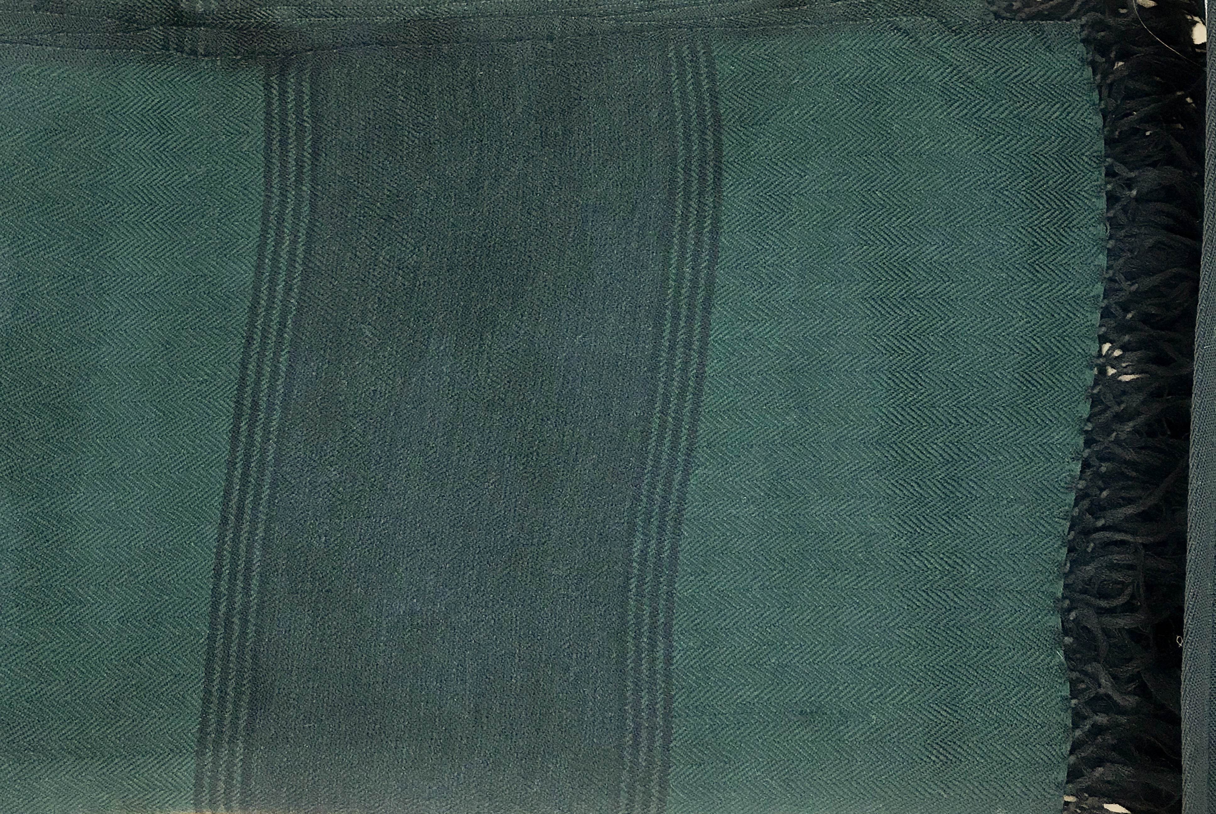 SHIVAM - Large Meditation Shawl Wrap - Green - Esprit de l'Himalaya