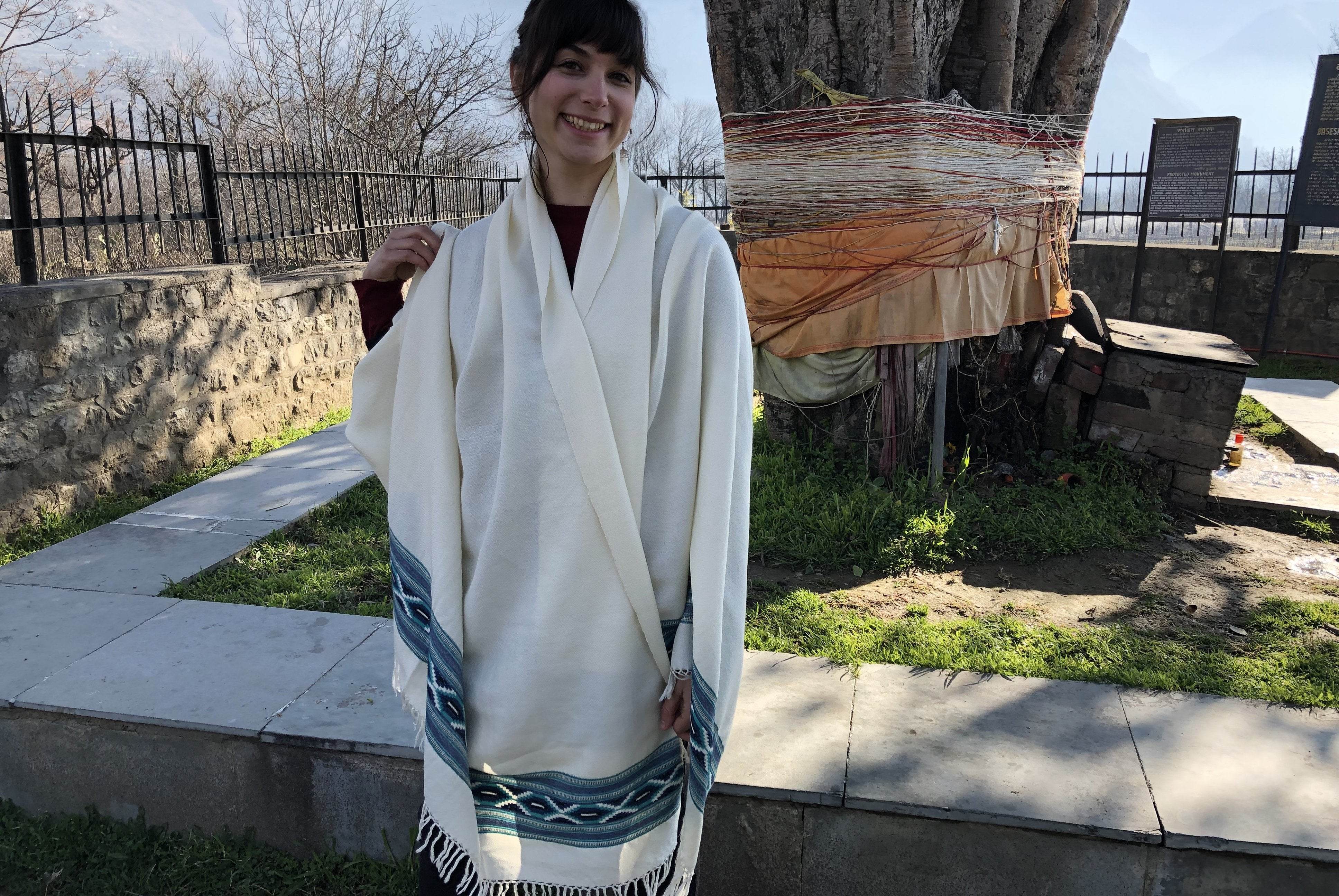 SWATANTRA - Ethnic Meditation Shawl and Blanket - Esprit de l'Himalaya