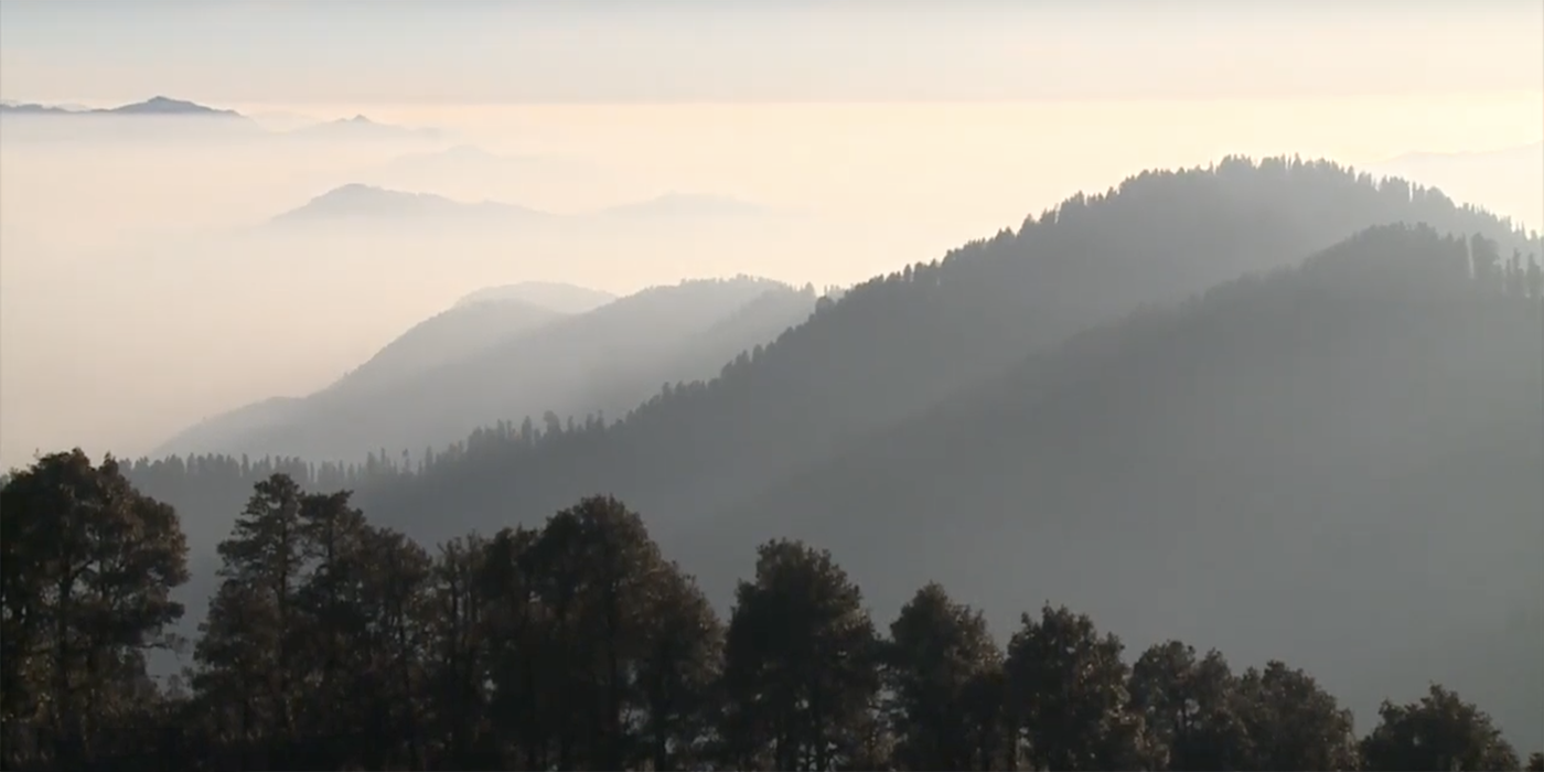 Aadi Shakti visite les tisserands de l’Himalaya