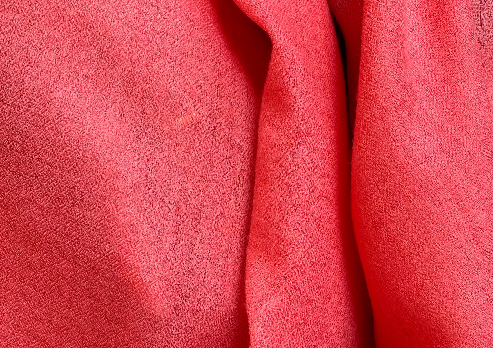Shunyata - Châle de laine mérinos corail