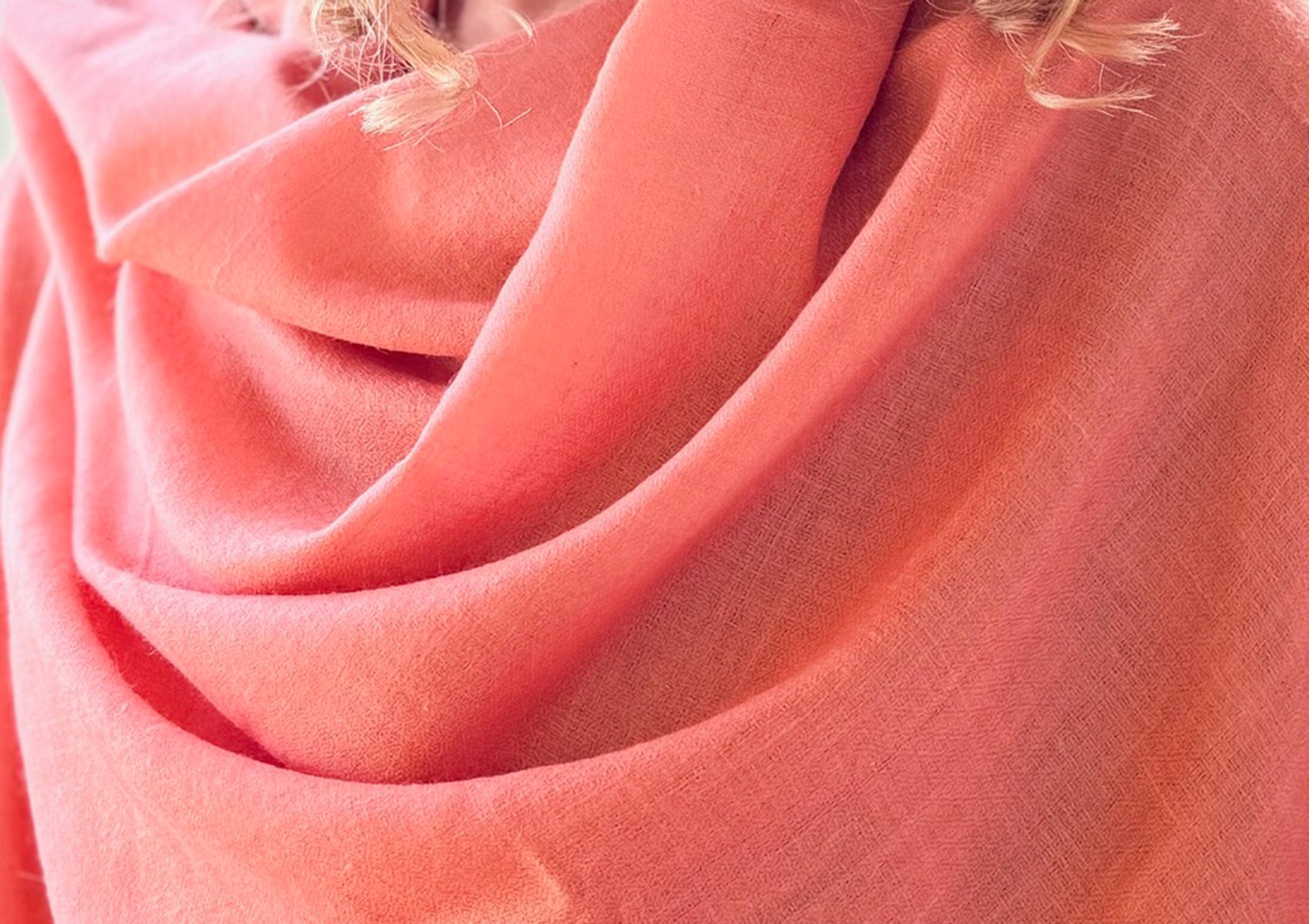 LAKSHMI SUPRÊME - Châle de méditation authentique en pashmina - Corail