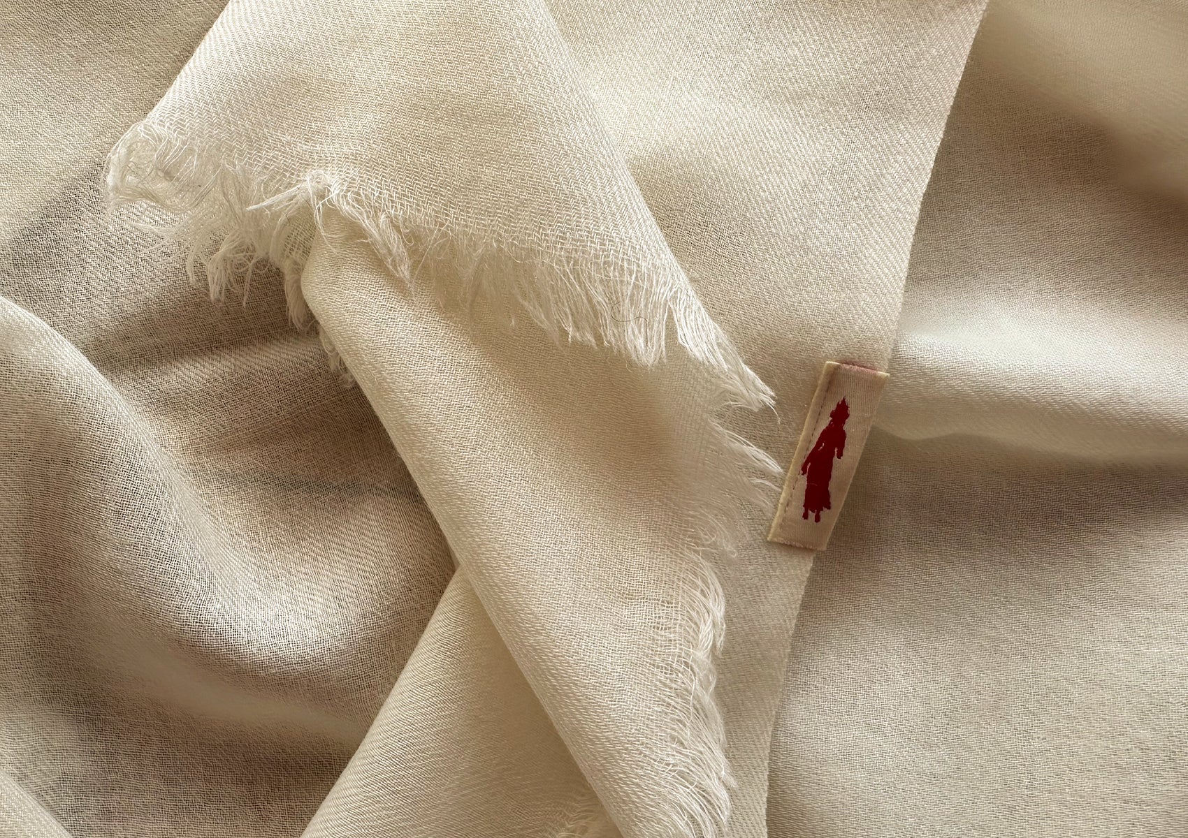 Tara grand - Châle bouddhiste fin - crème