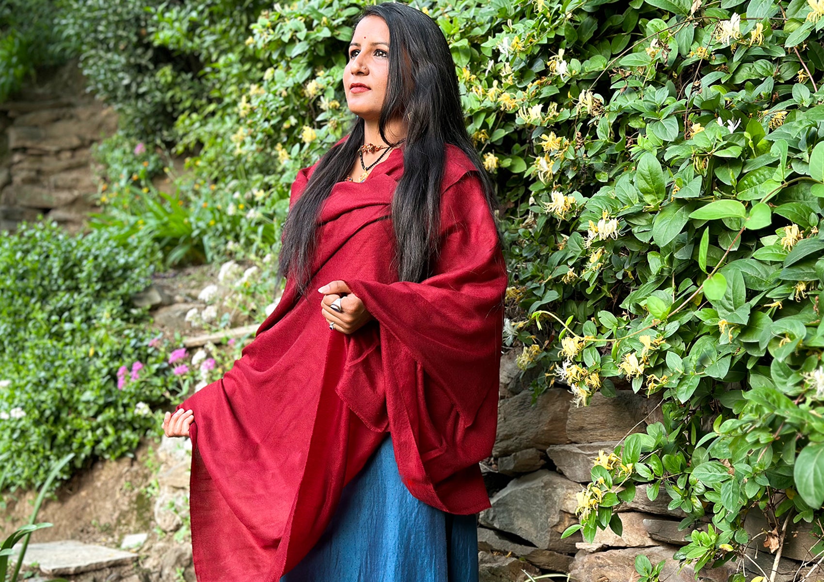 LAKSHMI- Authentic Pashmina Meditation Châle - Bourgogne