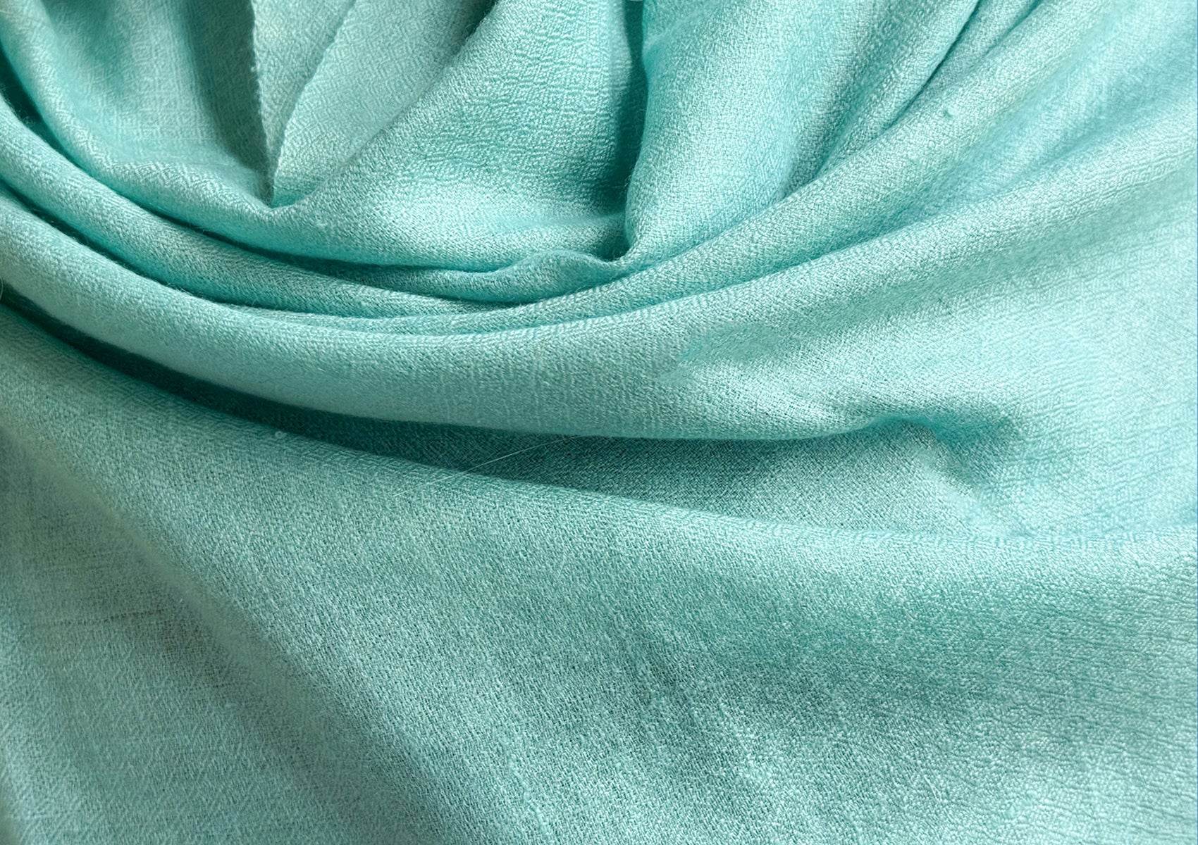 LAKSHMI SUPREME - Authentic Pashmina Meditation Shawl - Aqua-Blue - Esprit de l'Himalaya