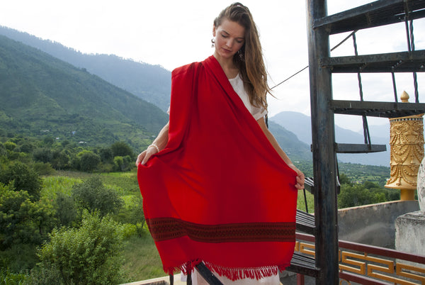 Karuna Shawl | Ethnic meditation shawl | Esprit de l’Himalaya