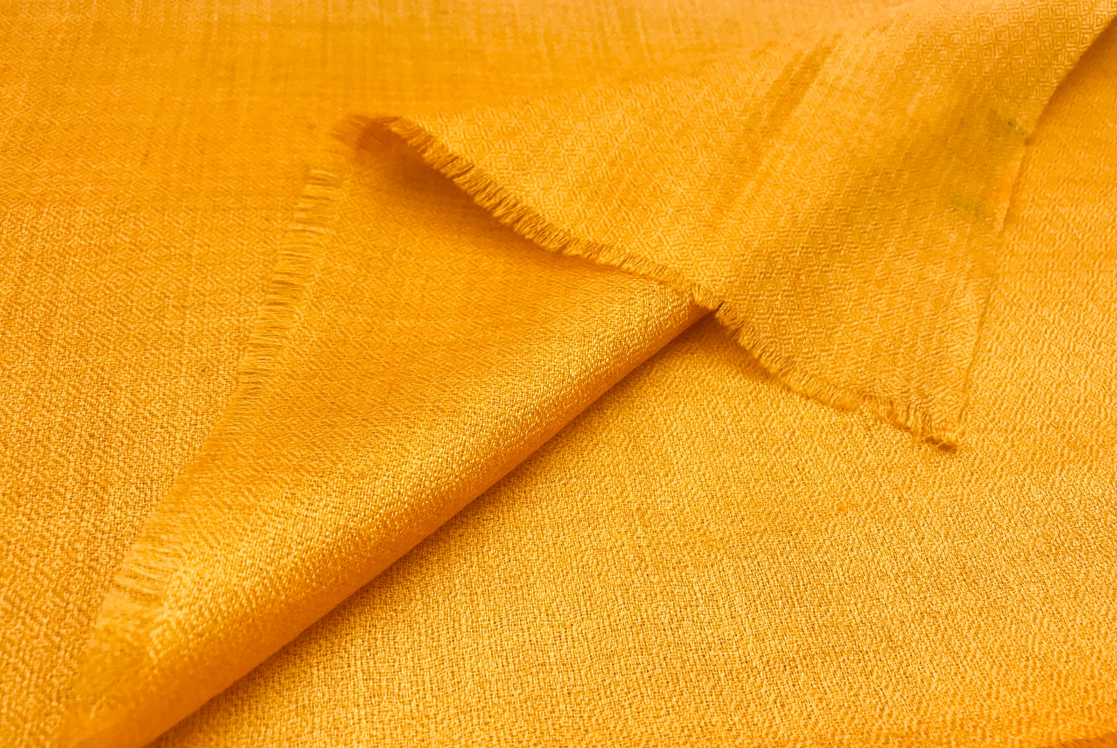 Lakshmi Light Stole | Authentic Cashmere Pashmina Cashmere Stole | Gray | Esprit de l'Himalaya